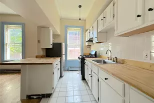 240 Grand St, Newburgh, NY 12550 - Photo 9