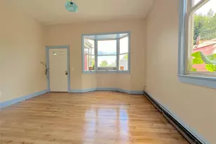 240 Grand St, Newburgh, NY 12550 - Photo 15