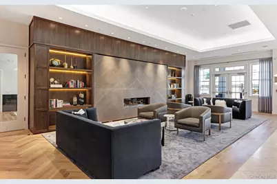 25102 Aspenwood Drive, Plainview, NY 11803 - Photo 31