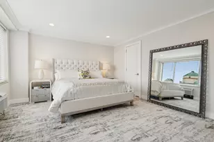 100 Hilton Ave, Garden City, NY 11530 - Photo 23