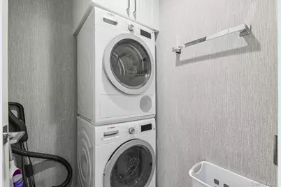 100 Hilton Avenue #901, Garden City, NY 11530 - Photo 31