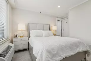 100 Hilton Ave, Garden City, NY 11530 - Photo 25