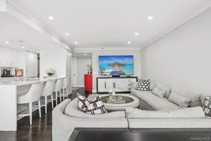 100 Hilton Ave, Garden City, NY 11530 - Photo 3