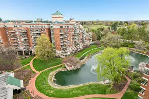 100 Hilton Ave, Garden City, NY 11530 - Photo 35