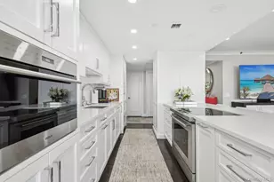 100 Hilton Ave, Garden City, NY 11530 - Photo 13