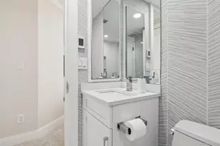 100 Hilton Ave, Garden City, NY 11530 - Photo 29