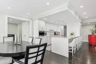 100 Hilton Ave, Garden City, NY 11530 - Photo 17