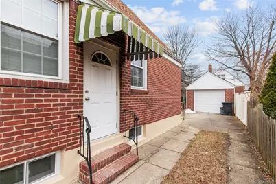 82-51 257th #1, Glen Oaks, NY 11004 - Photo 11