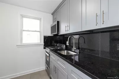 82-51 257th #1, Glen Oaks, NY 11004 - Photo 25