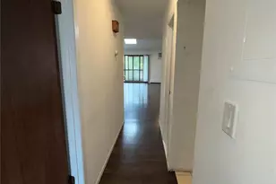 83 Manorhaven Blvd, Port Washington, NY 11050 - Photo 7