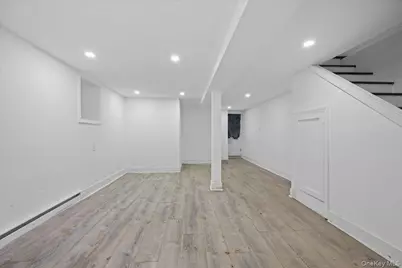 588 Van Nest Avenue, Bronx, NY 10460 - Photo 31