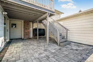 107 Beverly Rd, Massapequa, NY 11758 - Photo 21