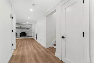 107 Beverly Rd, Massapequa, NY 11758 - Photo 25