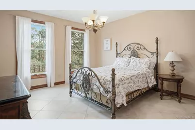 131 Malloy Drive, East Quogue, NY 11942 - Photo 15