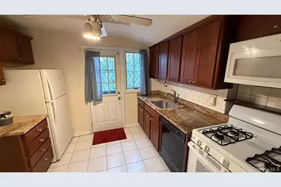 2037 37th Street, Astoria, NY 11105 - Photo 25