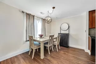 172 Skyline Dr, Coram, NY 11727 - Photo 9