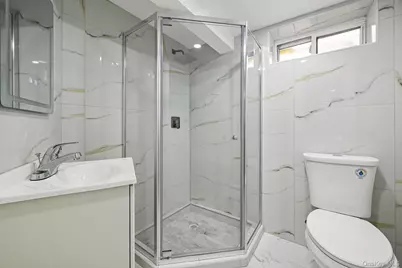 186 Westwood Drive, Brentwood, NY 11717 - Photo 23