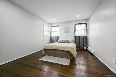 186 Westwood Drive, Brentwood, NY 11717 - Photo 17