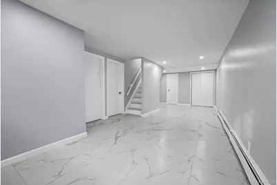 186 Westwood Drive, Brentwood, NY 11717 - Photo 19