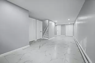 186 Westwood Dr, Brentwood, NY 11717 - Photo 19