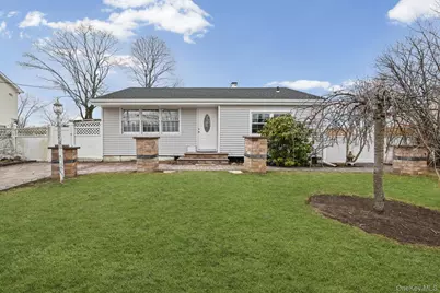 186 Westwood Drive, Brentwood, NY 11717 - Photo 1