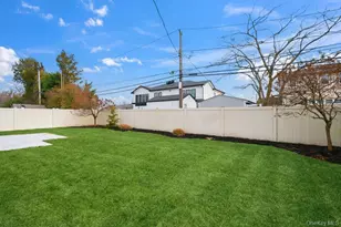 35 Main Pkwy, Plainview, NY 11803 - Photo 39