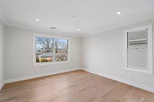 35 Main Pkwy, Plainview, NY 11803 - Photo 27