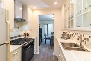 327 N Greeley Ave, Chappaqua, NY 10514 - Photo 11