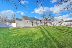 13 Dietz St, Central Islip, NY 11722 - Photo 5