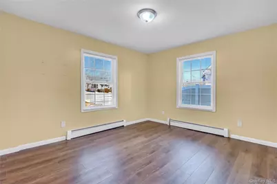 13 Dietz Street, Central Islip, NY 11722 - Photo 15