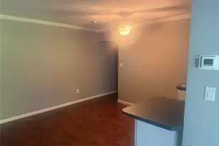 5 Laramie, Coram, NY 11727 - Photo 9