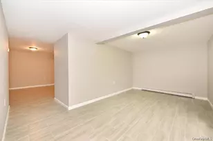 87 Dunlop Rd, Huntington, NY 11743 - Photo 25