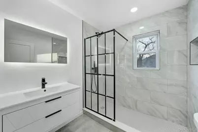 6 Elliott Place, Freeport, NY 11520 - Photo 11