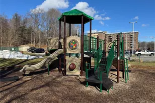 200 Diplomat Dr, Mount Kisco, NY 10549 - Photo 23