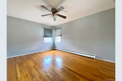 242 Munro Boulevard, Valley Stream, NY 11581 - Photo 13