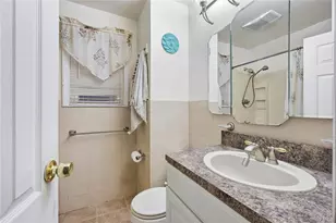 152 Rockaway Pkwy, Valley Stream, NY 11580 - Photo 13