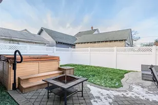 152 Rockaway Pkwy, Valley Stream, NY 11580 - Photo 25