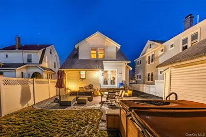 152 Rockaway Parkway, Valley Stream, NY 11580 - Photo 27