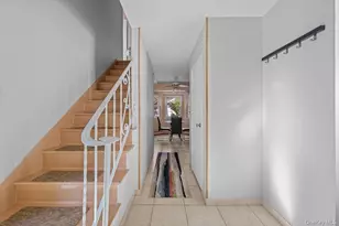 1 Lange Ct, Melville, NY 11747 - Photo 3