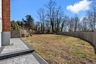 1 Lange Ct, Melville, NY 11747 - Photo 19