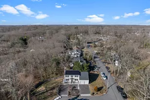 1 Lange Ct, Melville, NY 11747 - Photo 21