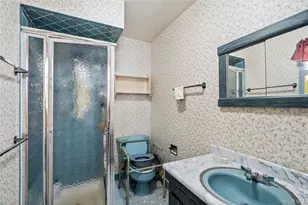 180-44 Grand Central Pkwy, Jamaica, NY 11432 - Photo 21