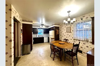 180-44 Grand Central Parkway, Jamaica, NY 11432 - Photo 7