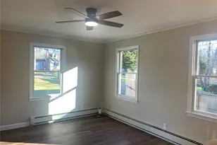 6 Acorn Ln, Stony Brook, NY 11790 - Photo 7