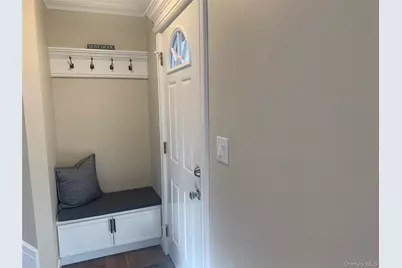 6 Acorn Lane, Stony Brook, NY 11790 - Photo 3