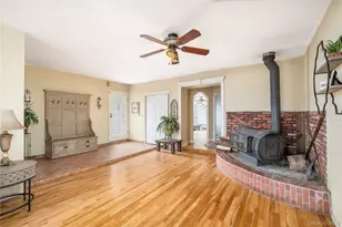 18 Parker Dr, Mahopac, NY 10541 - Photo 5