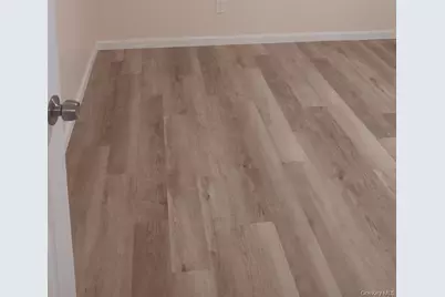 1600 Brightshore Boulevard, Bay Shore, NY 11706 - Photo 7