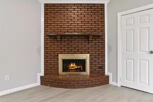 15 Bellaire Dr, Ridge, NY 11961 - Photo 17