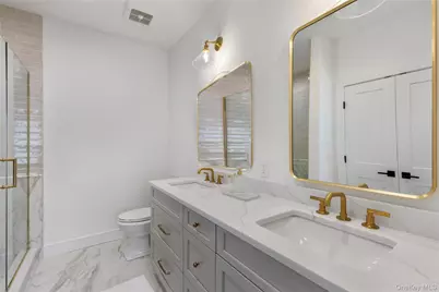 140 Celine Lane #12, Yaphank, NY 11980 - Photo 9