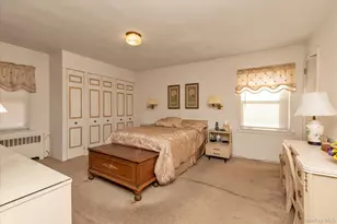 154 S Brush Dr, Valley Stream, NY 11581 - Photo 13